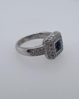 18k white gold sapphire and diamond fashion ring