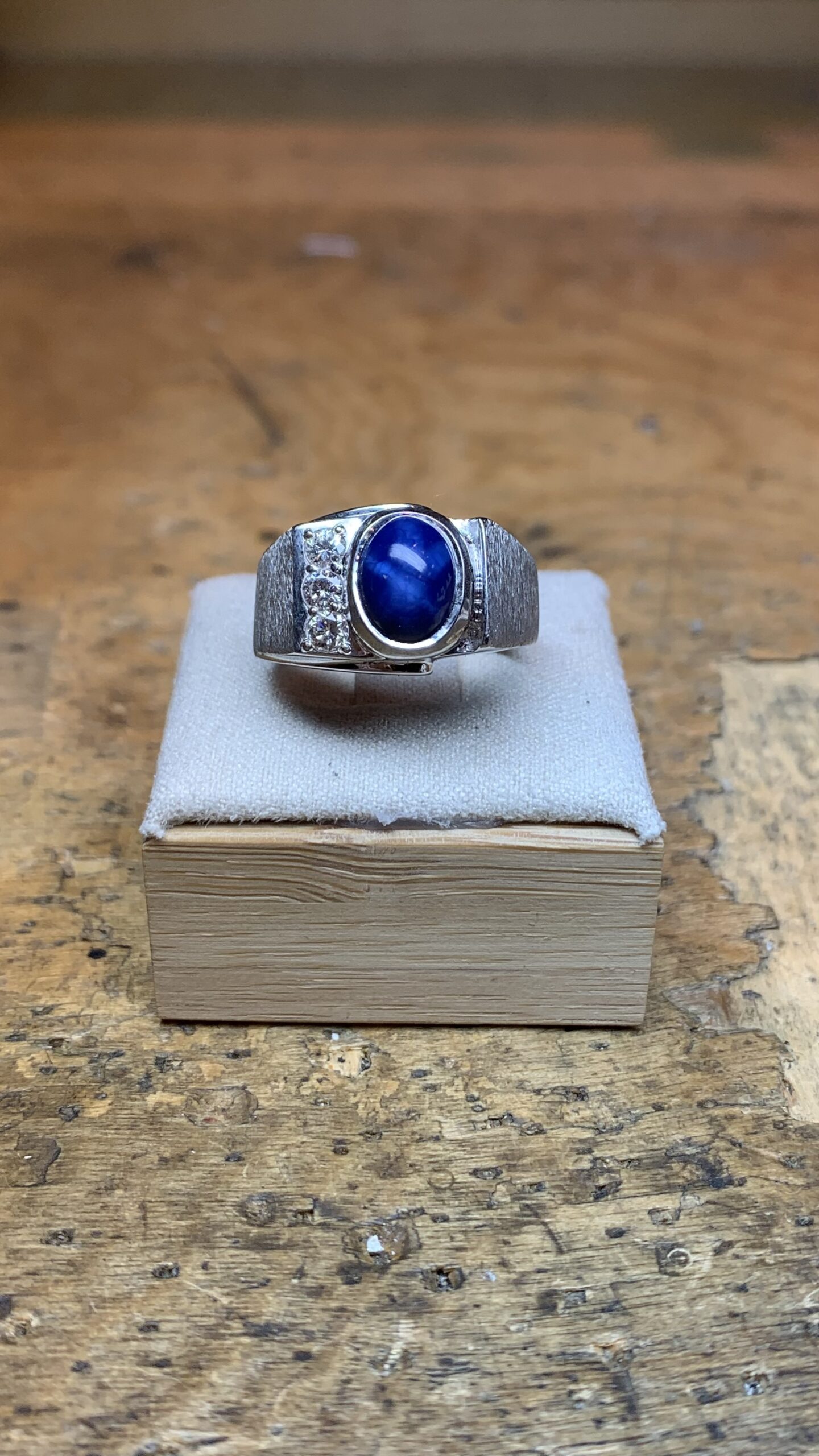 Customizable Sapphire gold ring. For Sale at 1stDibs | vintage mens  sapphire ring, melange by sapphire for him price