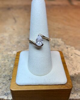 14 karat yellow 1/2 bezel Pear shape Diamond ring (MSM)