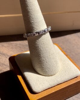 14kw, round and baguette diamond band -NAL